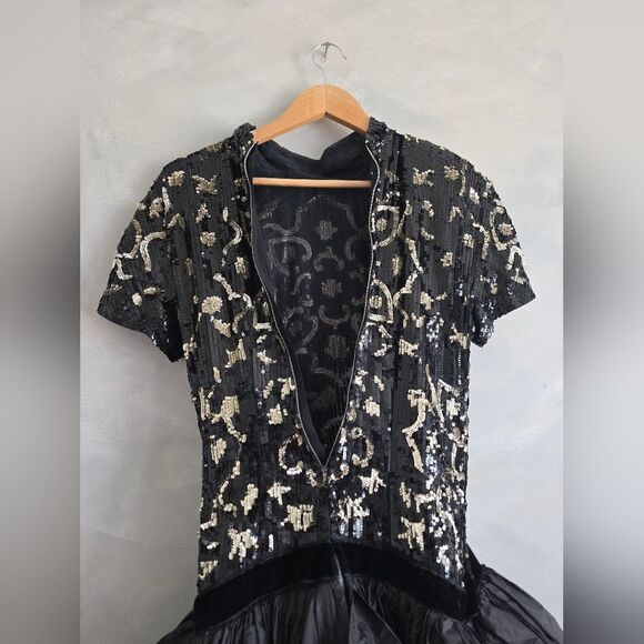 Valentino 1980s Sequined Black and Gold Tiered Taffeta and Lace Dress Rare XS - Picture 6 of 15